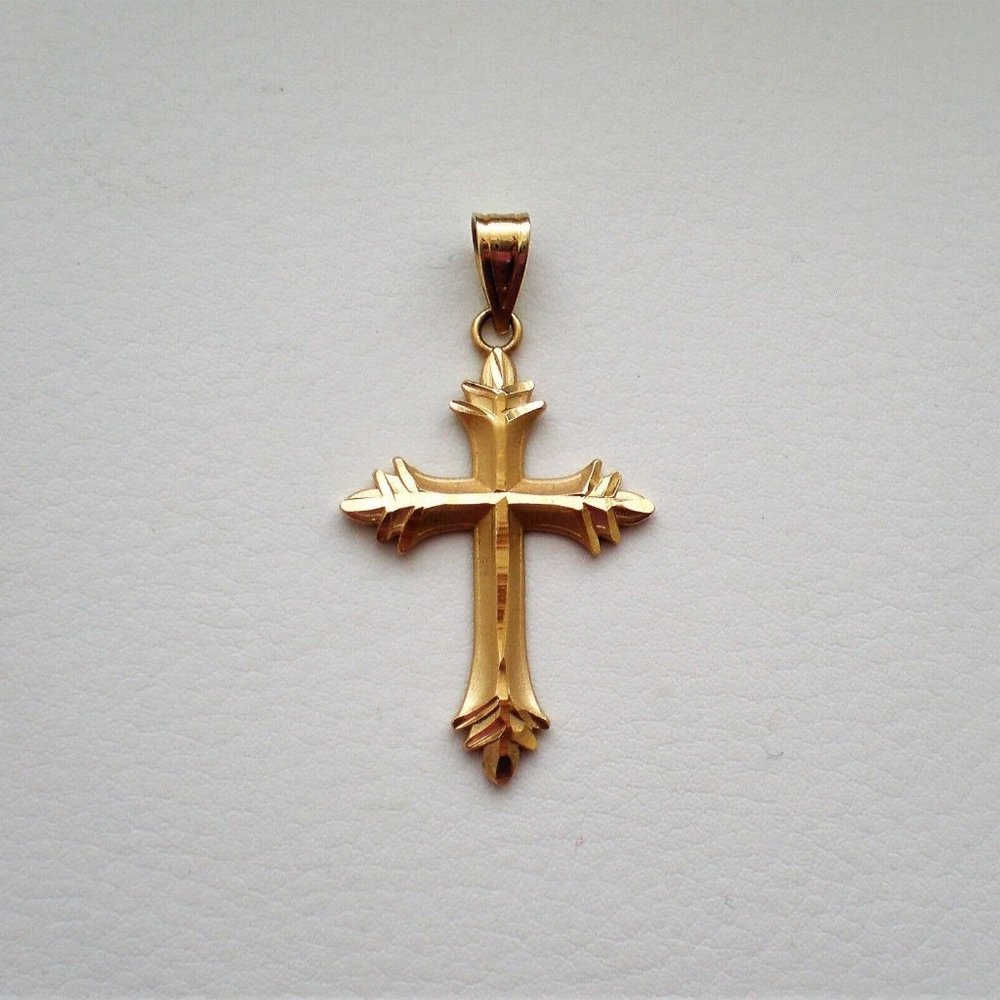 Designer Michael Anthony Solid 14K Yellow Gold Diamond Cut Cross Pendant